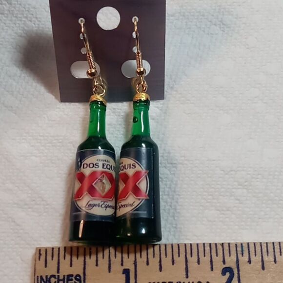 Green beer bottle earrings - Picture 1 of 3